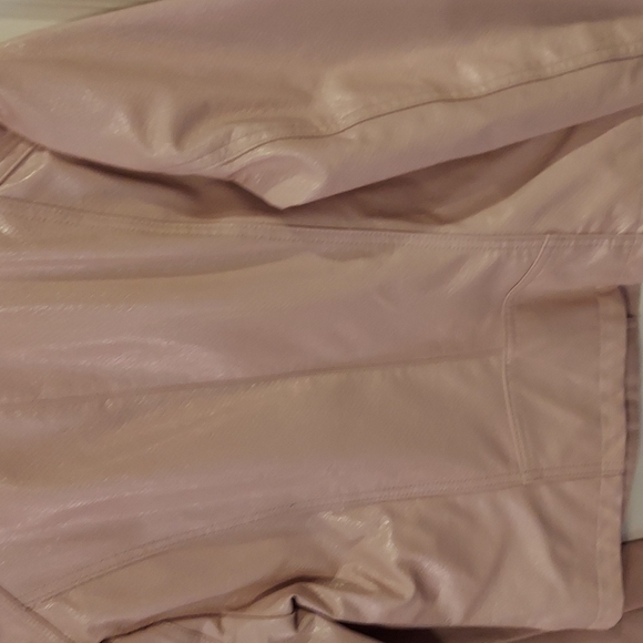 Guess Faux Leather Moto Jacket Snake Embossed Print Medium Pastel Pink - Picture 5 of 9